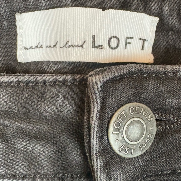 Loft Black "The Curvy Skinny" Cotton Blend Denim Jeans; Size 8/29 - Picture 5 of 10